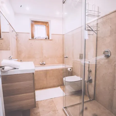 Villa Tess * Monte del Lago